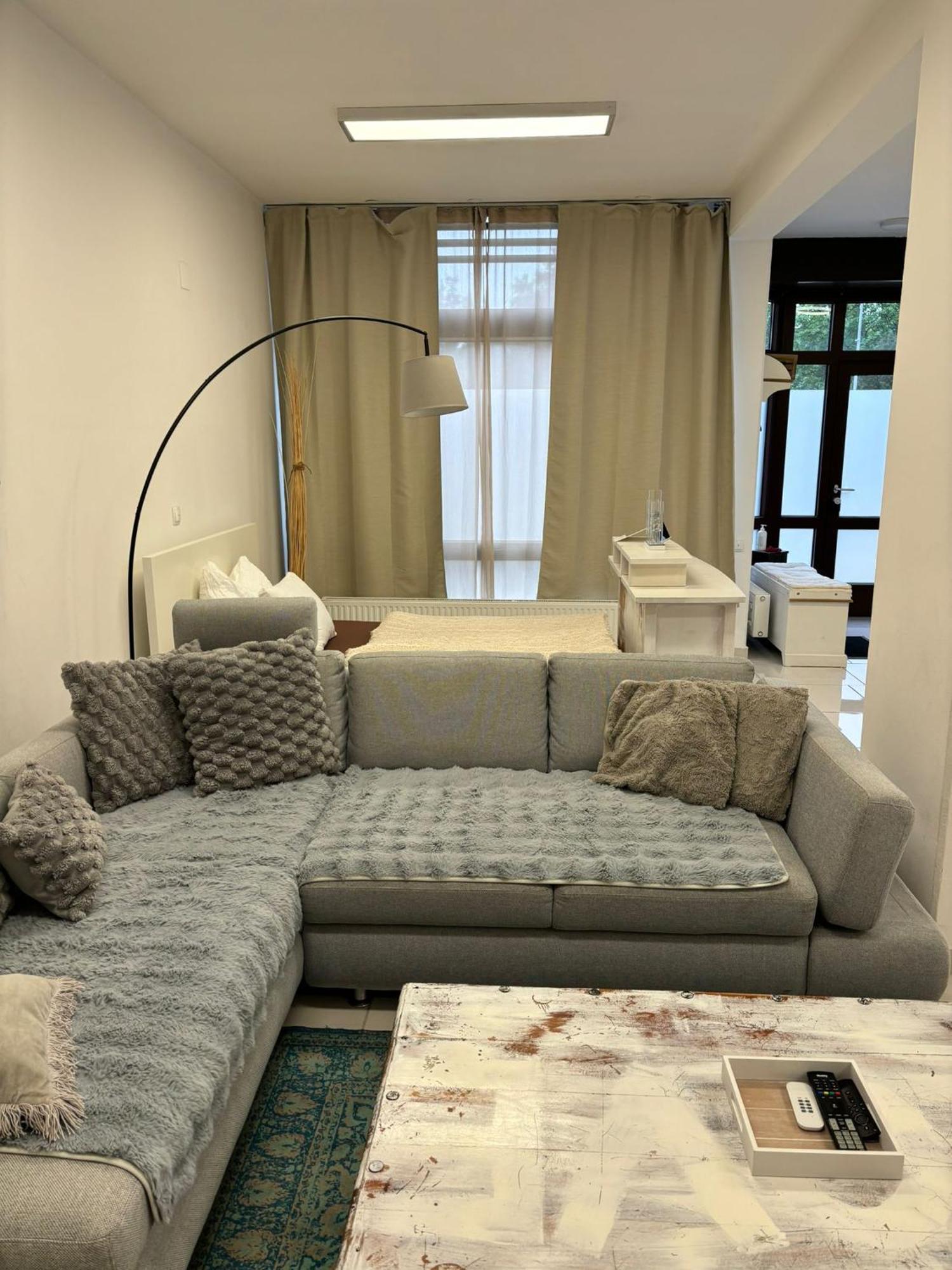 Stadtsuite Mit Sauna In Wiener Neustadt 135 M2 エクステリア 写真